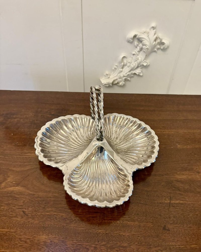 Antique Edwardian Quality Silver Plated Serving Dish by Mappin & Webb